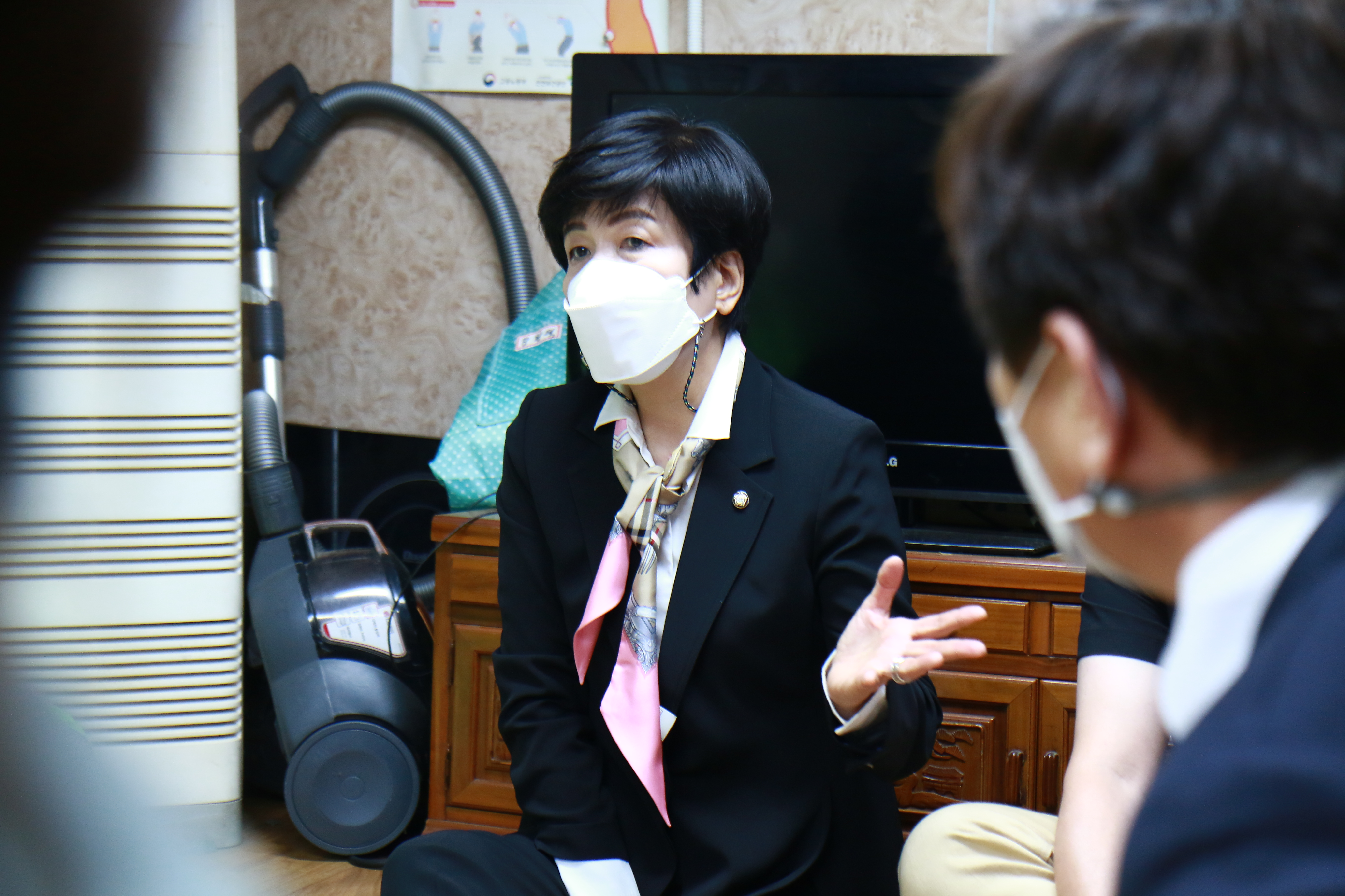 환경공무관 휴게실 '문래동 쉼터' 방문 관련사진 2 보기
